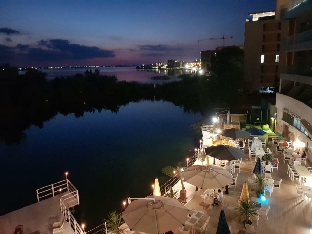 Hotel On Plonge Junior Mamaia Exteriör bild